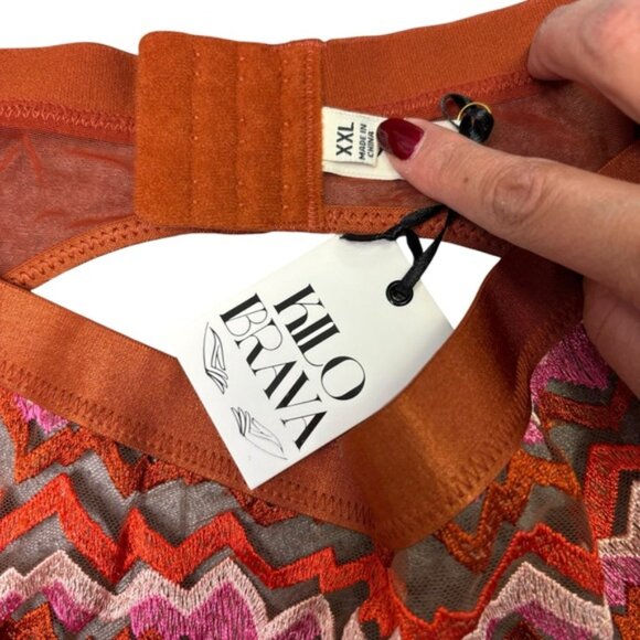 NWT KILO BRAVA Peaks & Valleys Embroidery Mesh Garter Belt Size XXL Multicolor - Picture 3 of 4